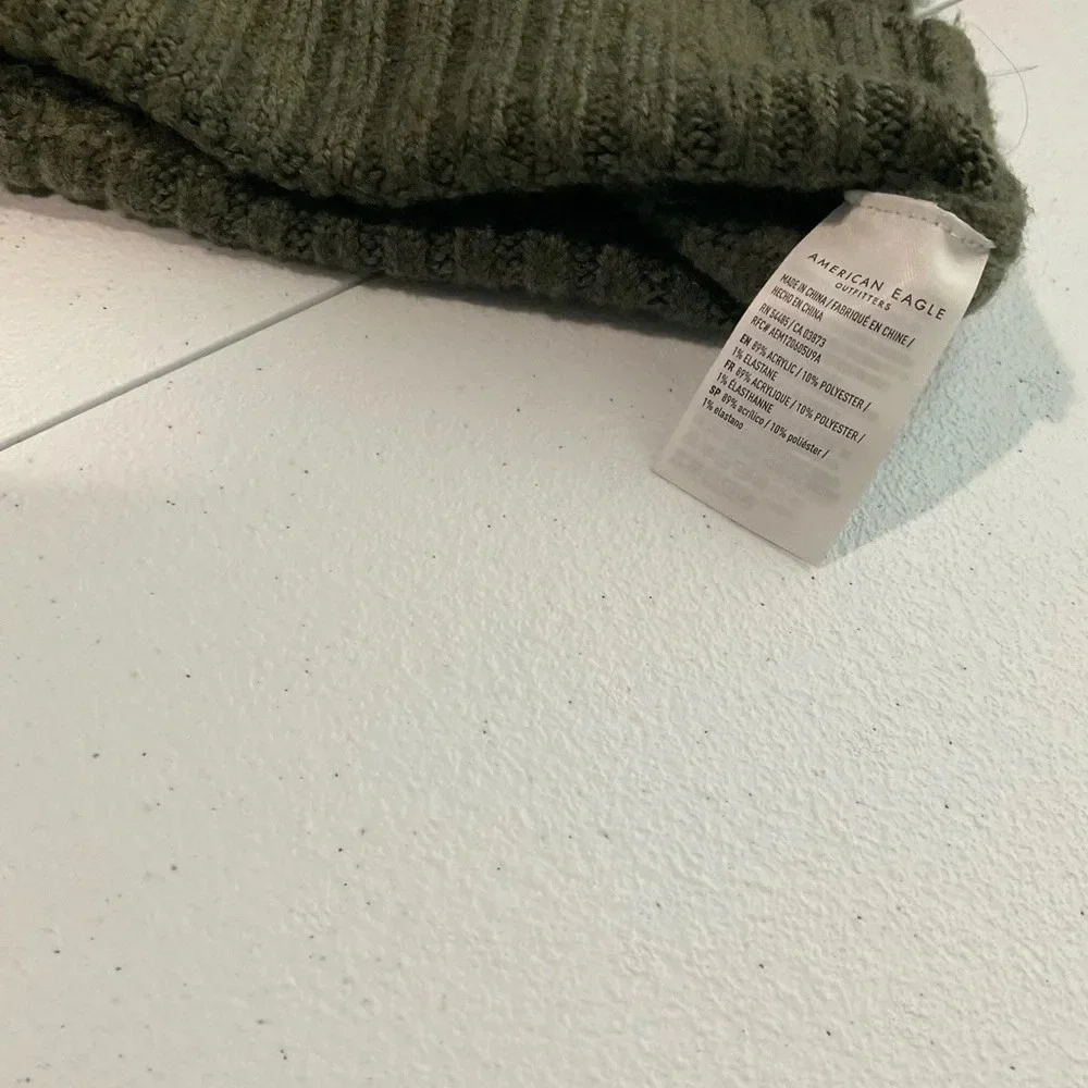 American Eagle limited‎ edition green tag weather size small